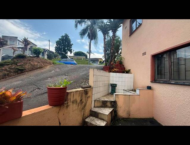 3 BEDROOM HOUSE FOR SALE IN ESCOMBE